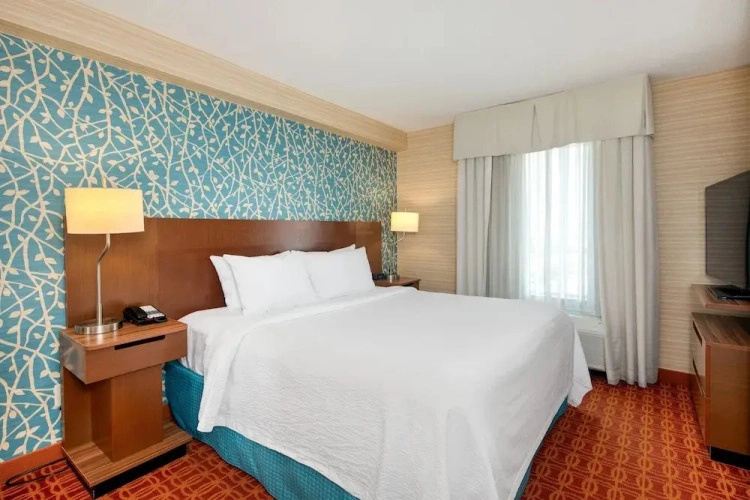 Fairfield Inn and Suites by Marriott Toronto Airport - Chambres