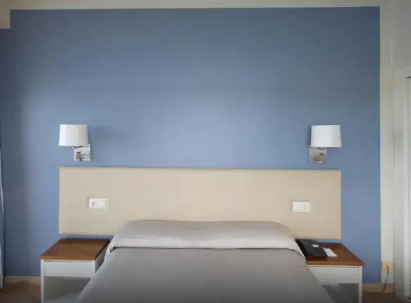 Double room with sea view (full double bed)