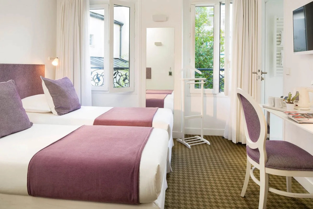 Double room (twin beds)