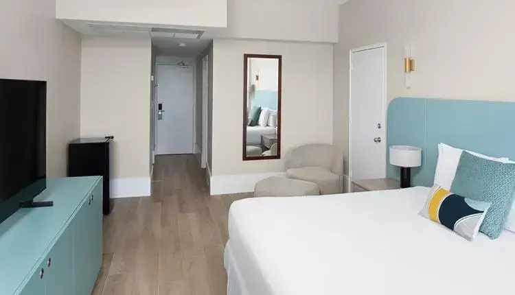 Deluxe Double room Partial Ocean View (full double bed)