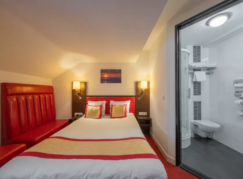 Budget Double room (full double bed)