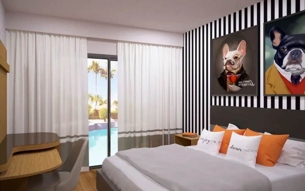 Standard Lake House Swim-Up Double room (full double bed)