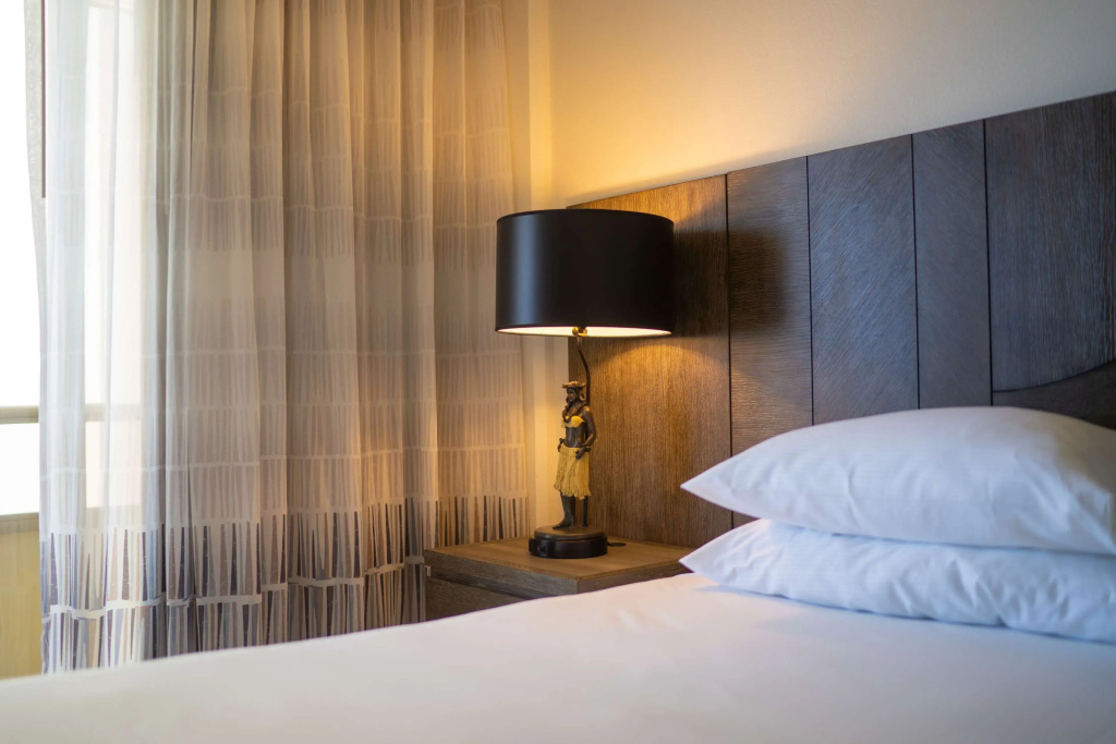 Embassy Suites by Hilton Waikiki Beach Walk - Chambres
