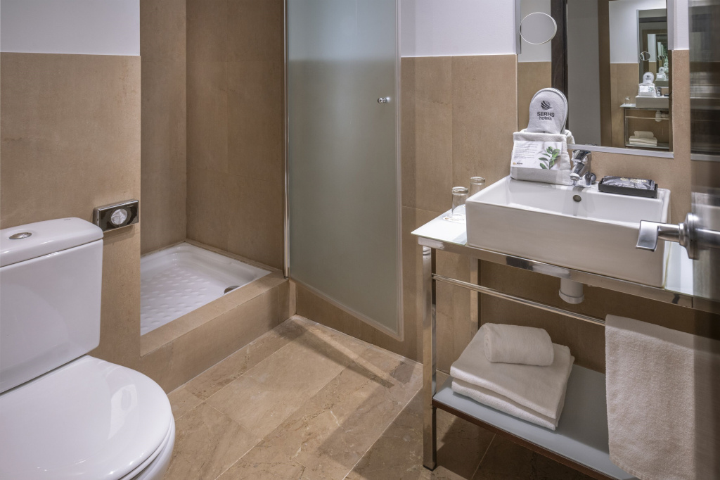 Serhs Del Port Hotel - Chambres