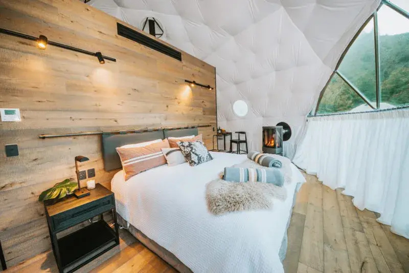 Dome Glamping
