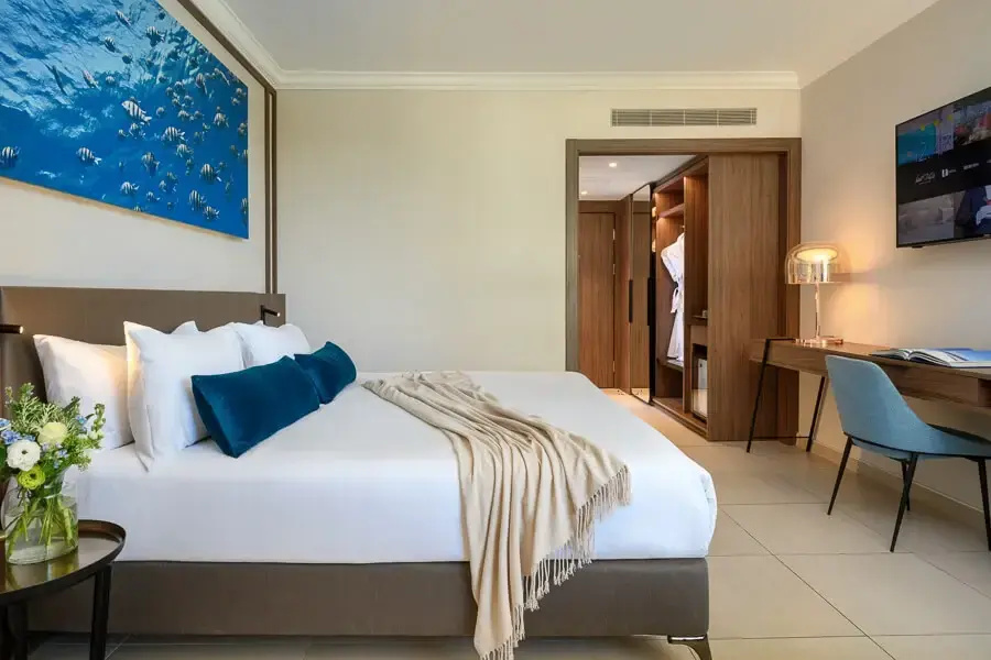 U Superior Double room with balcony (full double bed)