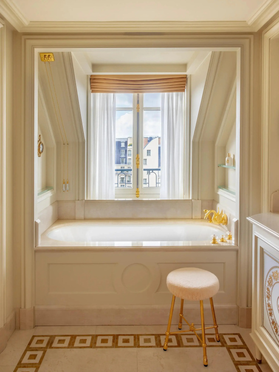 Ritz Paris Hotel 144
