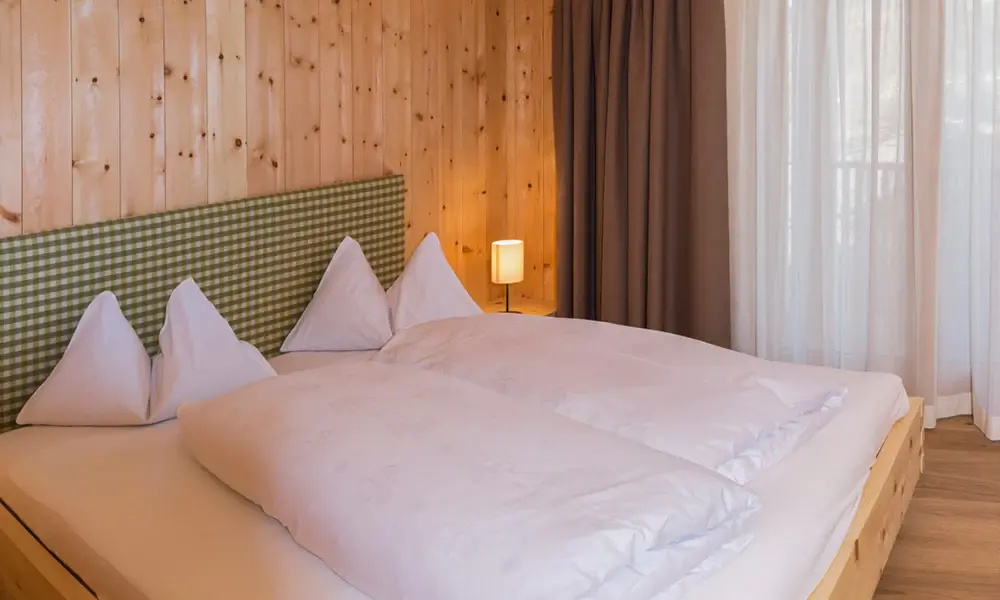 Monte Elmo Double room (full double bed)