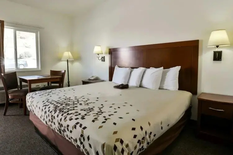 Premium Double room (full double bed)