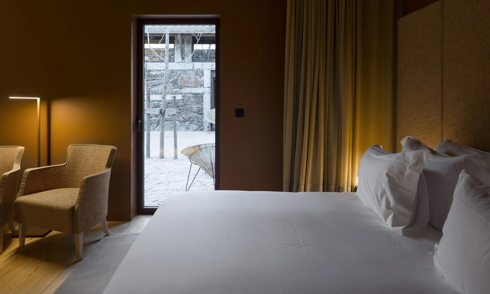 Classic Double room (full double bed)