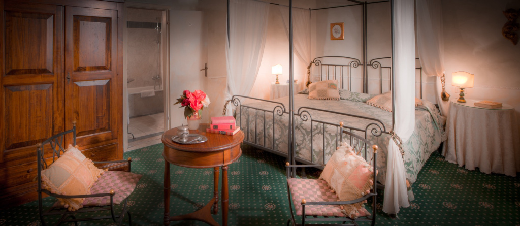 Superior (Exclusive) with Private Terrace Double room (full double bed)