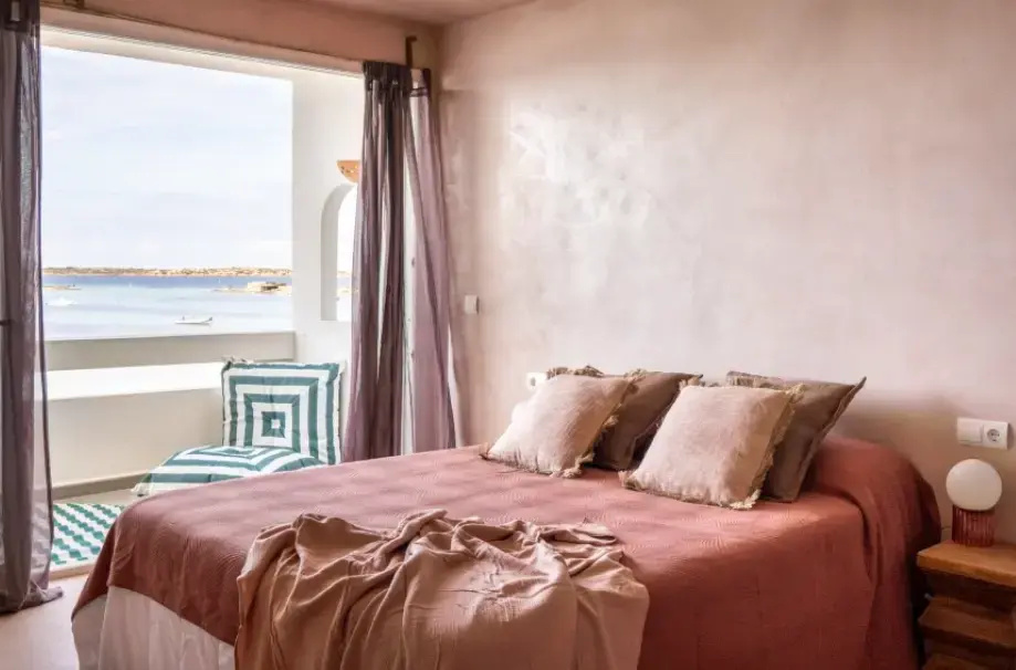 Double Sky Penthouse (full double bed)