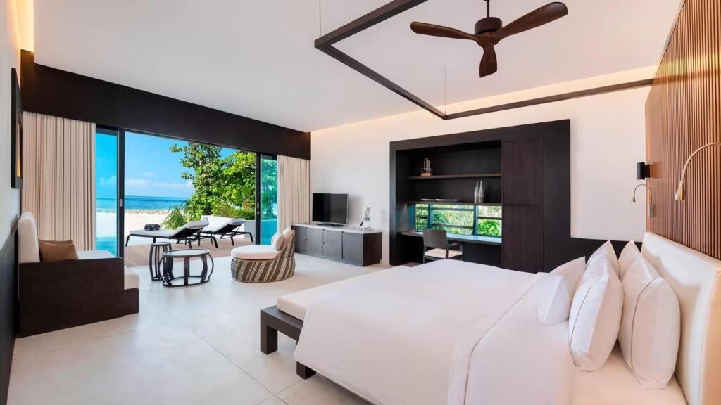 The Westin Maldives Miriandhoo Resort