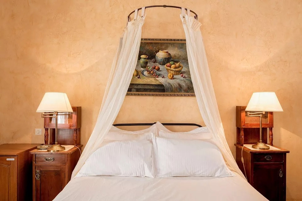 Nafsimedon Hotel - Chambres