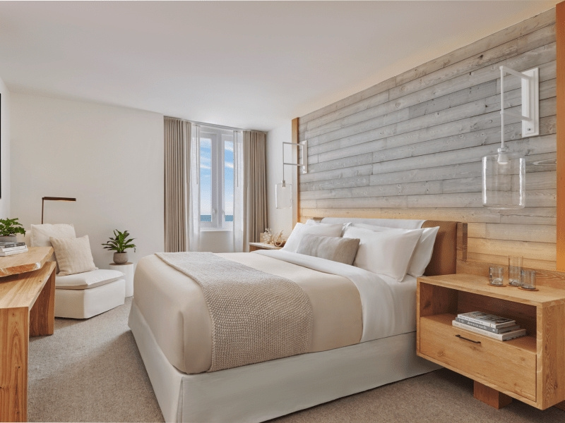 1 Bedroom Double Suite with balcony and with ocean view (full double bed)