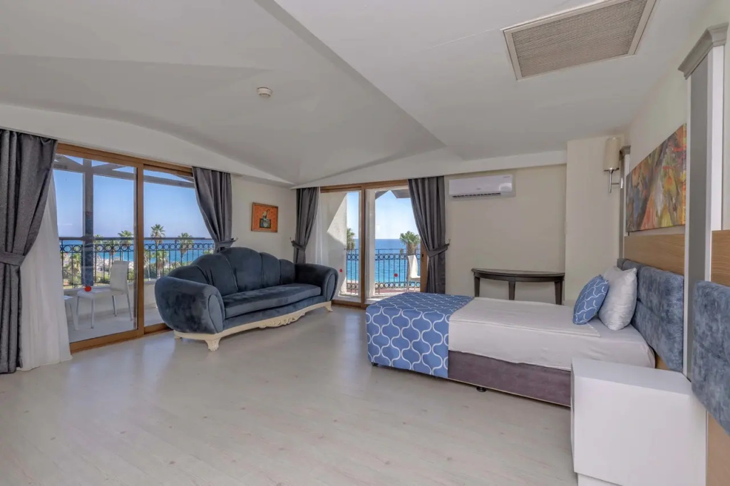 Standard Single room with land view