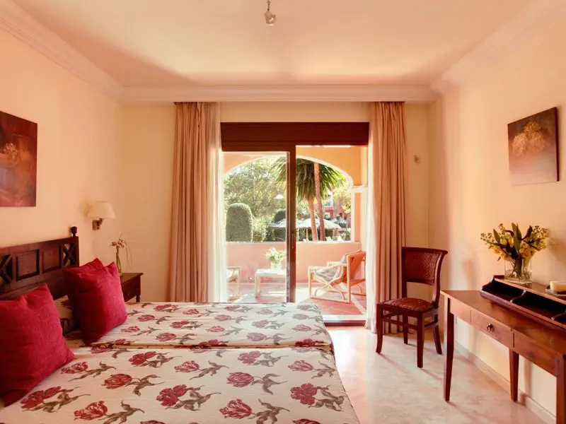 3 Bedrooms Sextuple Apartment