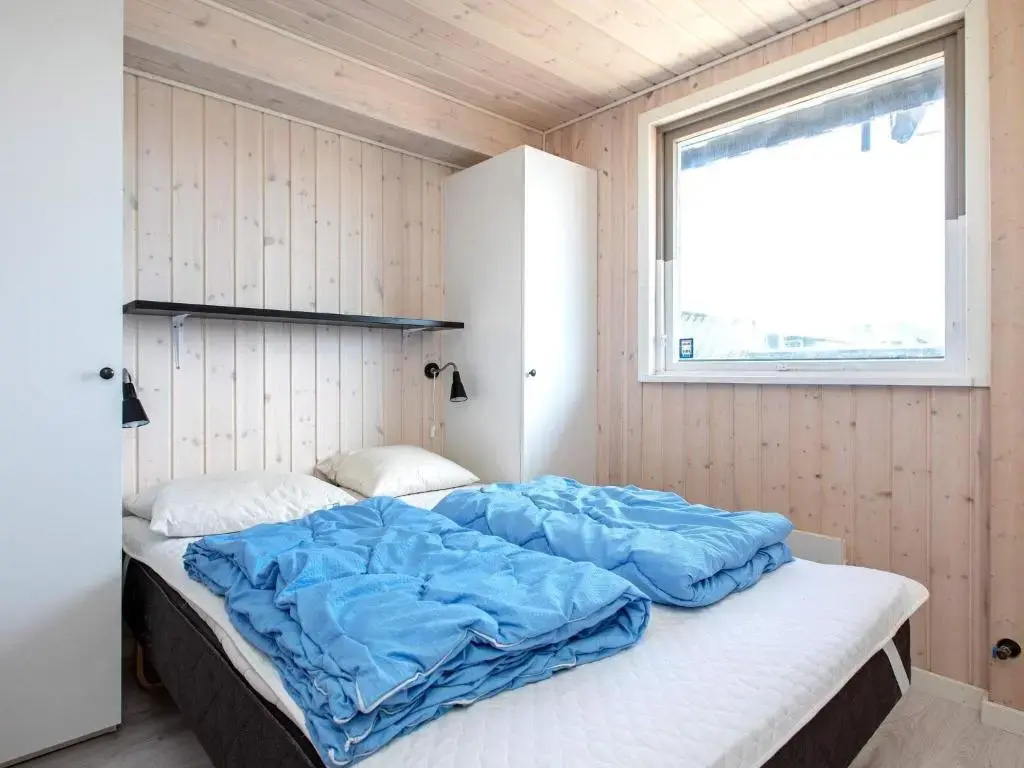 3 Bedrooms Holiday Home
