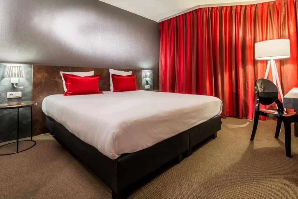 Cosy Double room (full double bed)