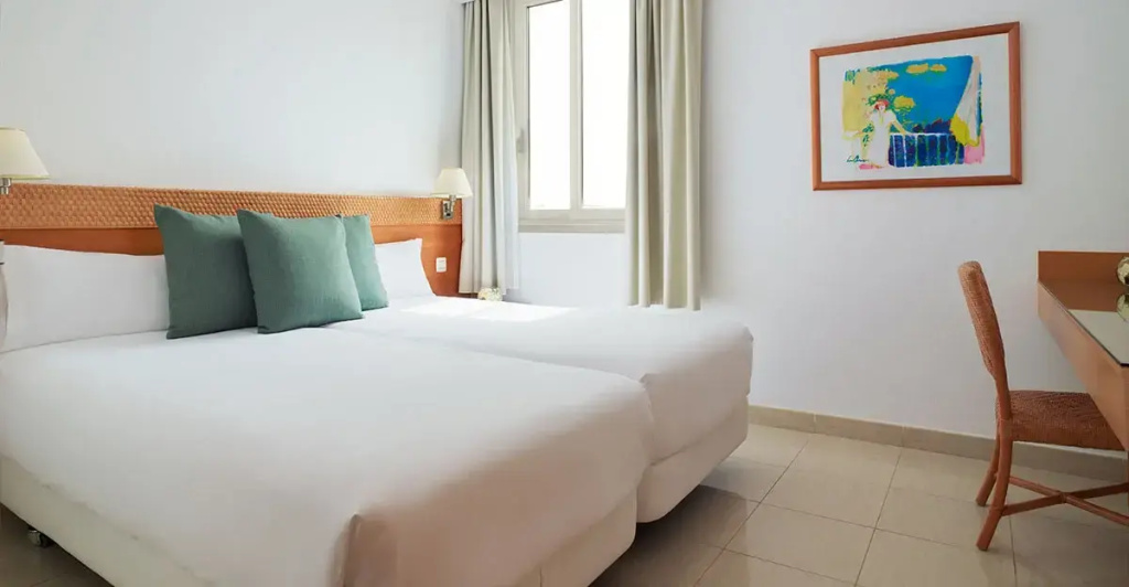 Aparthotel Esquinzo Y Monte Del Mar - Chambres
