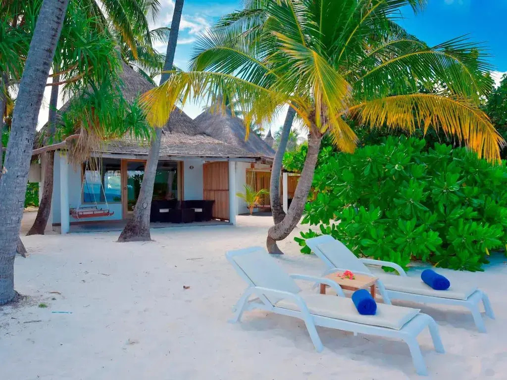 Angaga Island Resort & Spa