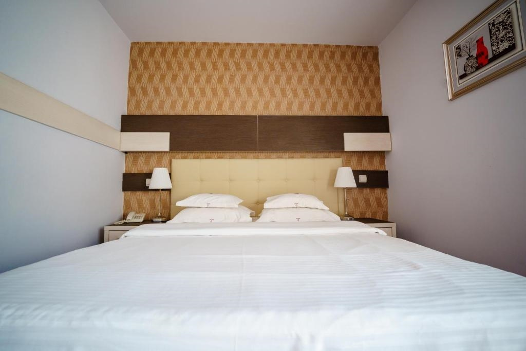 Family Double room (full double bed)