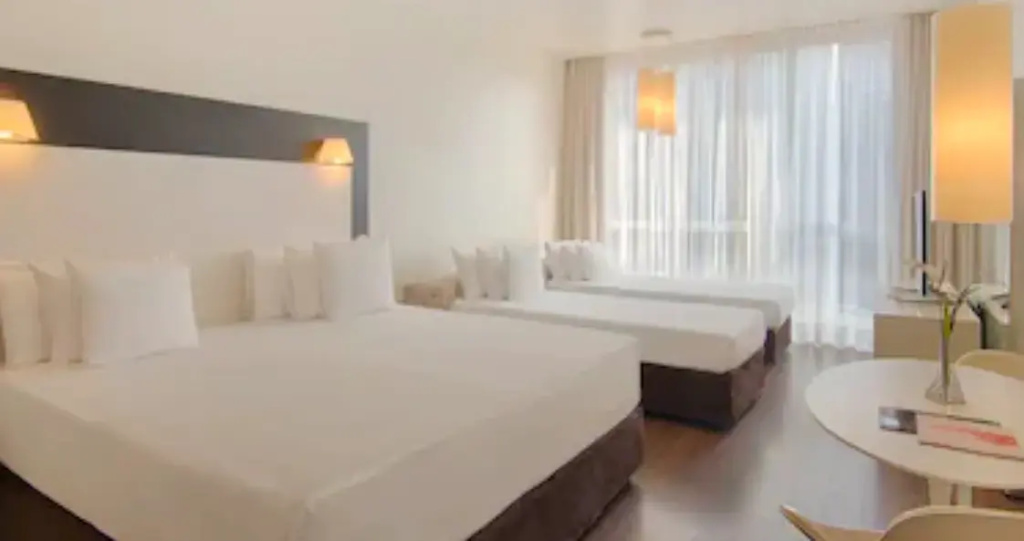 Nhow Double room (full double bed)