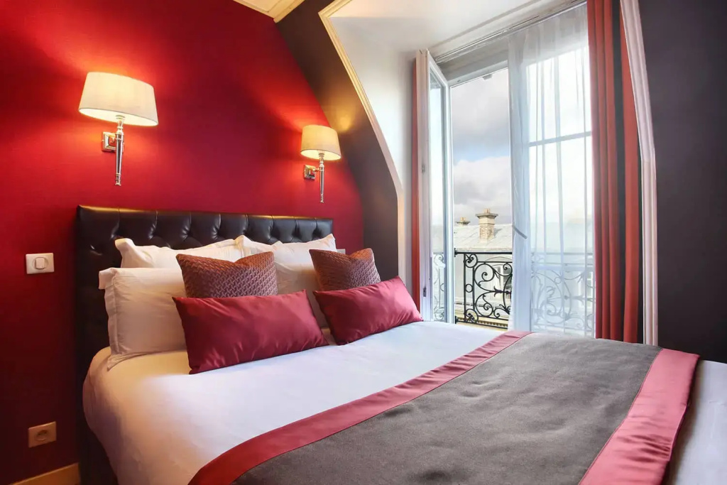 Cozy Single room (extra bed not included)