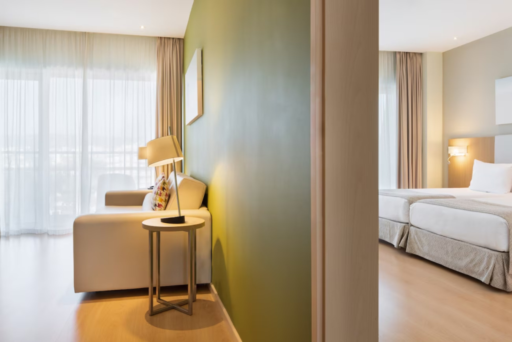 Eurostars Oasis Plaza Hotel - Chambres
