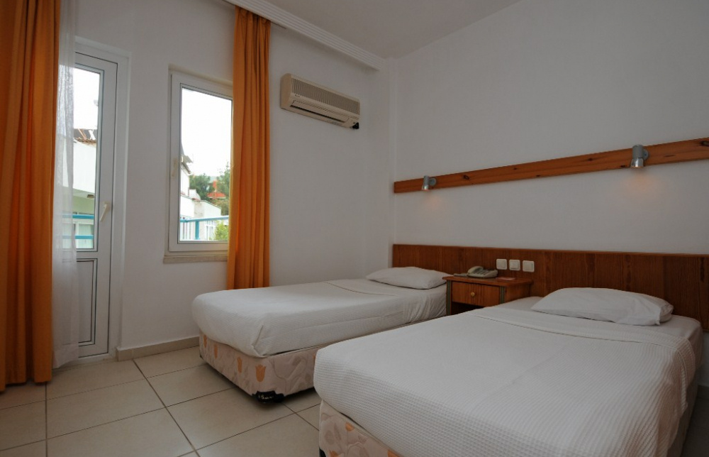 Economy Double room with city view (full double bed)