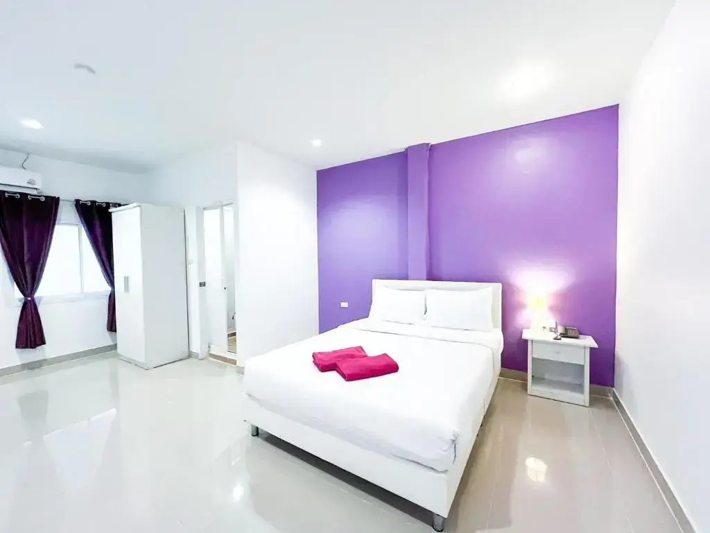 Superior Double room (full double bed)