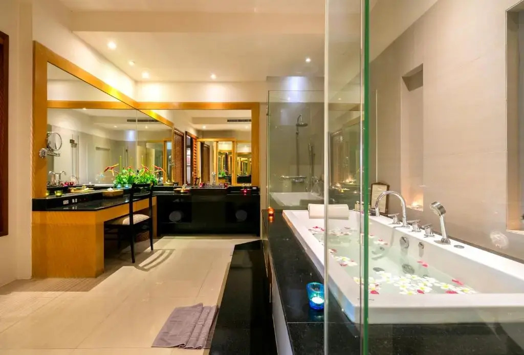 Ayara Kamala Resort & Spa