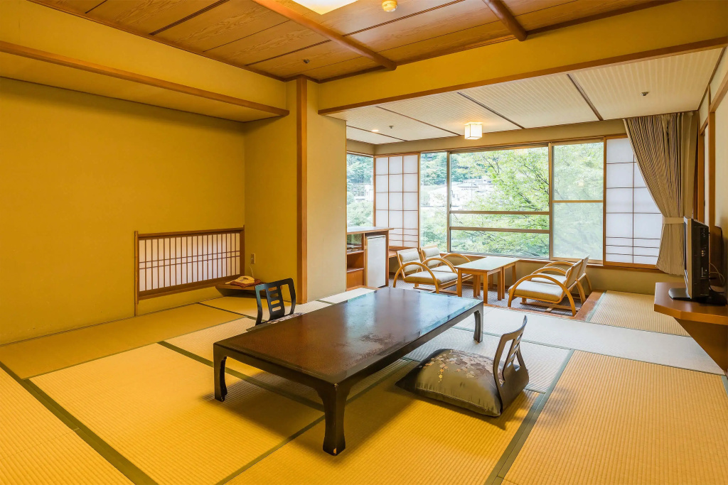 Japanese-Style 12 Tatami Mats room River Side