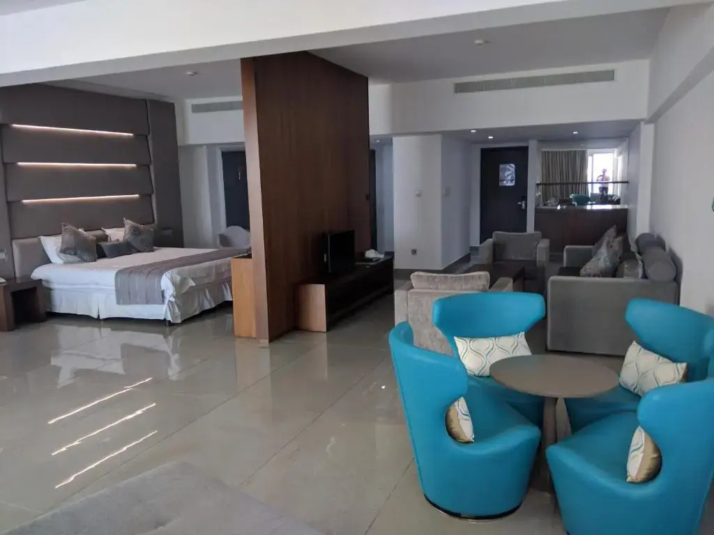 King Evelthon Beach Hotel & Resort - Chambres
