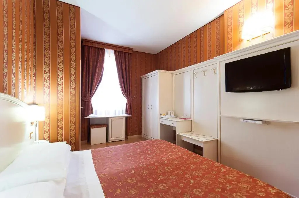 Hotel photo 8