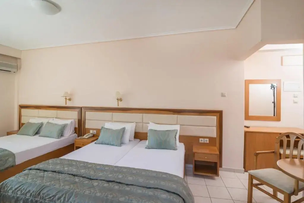 Economy Triple room