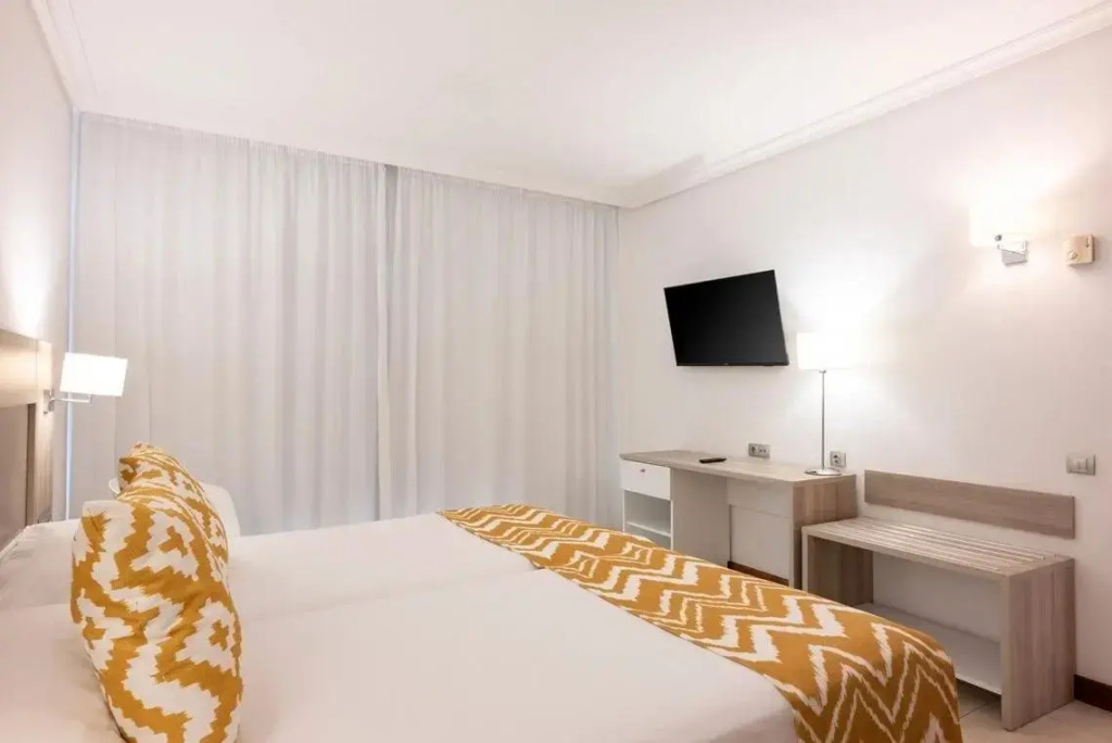 Landmar Costa los Gigantes Family Resort - Chambres
