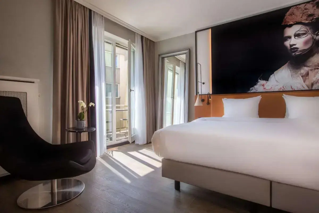 Double Junior Suite (full double bed)