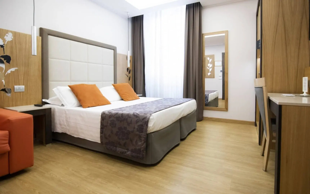 Hotel Giolli Nazionale - Chambres