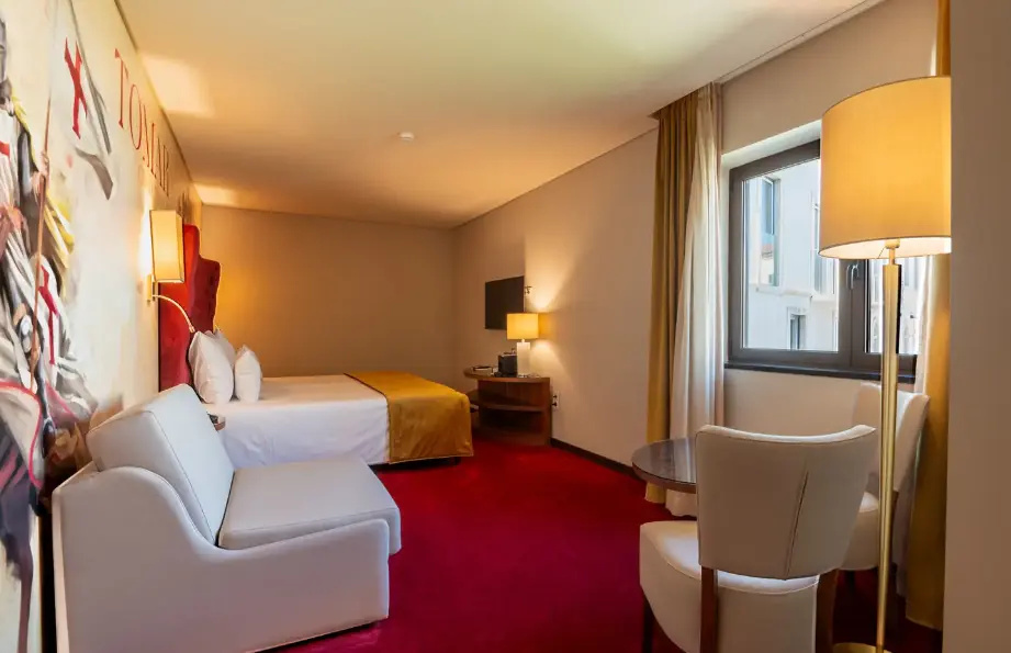 Standard with extra bed Double room (full double bed)