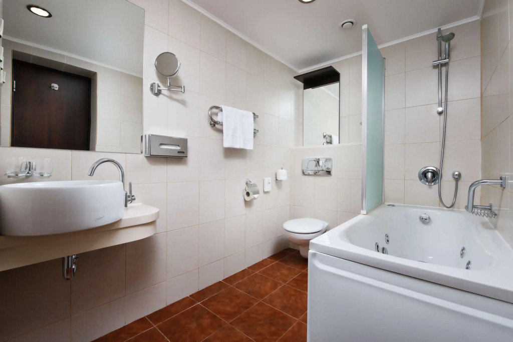 Двухместный люкс Бештау двуспальная кровать в Плаза СПА