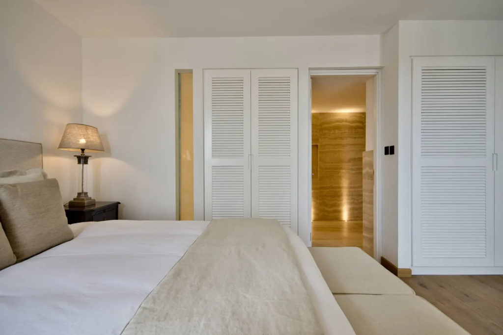 Penthouse Double Suite (full double bed)