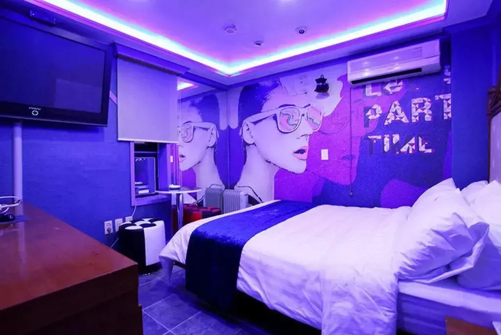 Standard A Double room (full double bed)