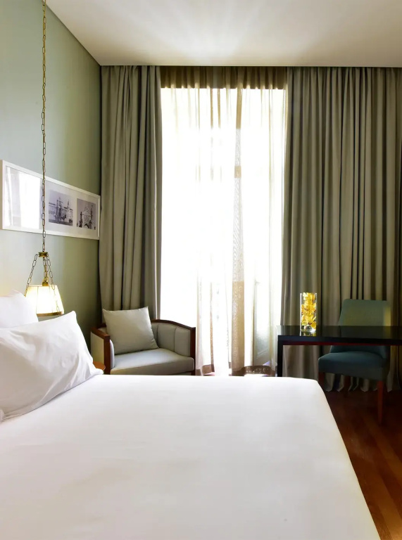 Classic Double room (full double bed)