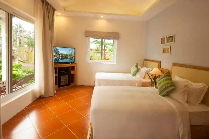 Double Bungalow with garden view (twin beds)