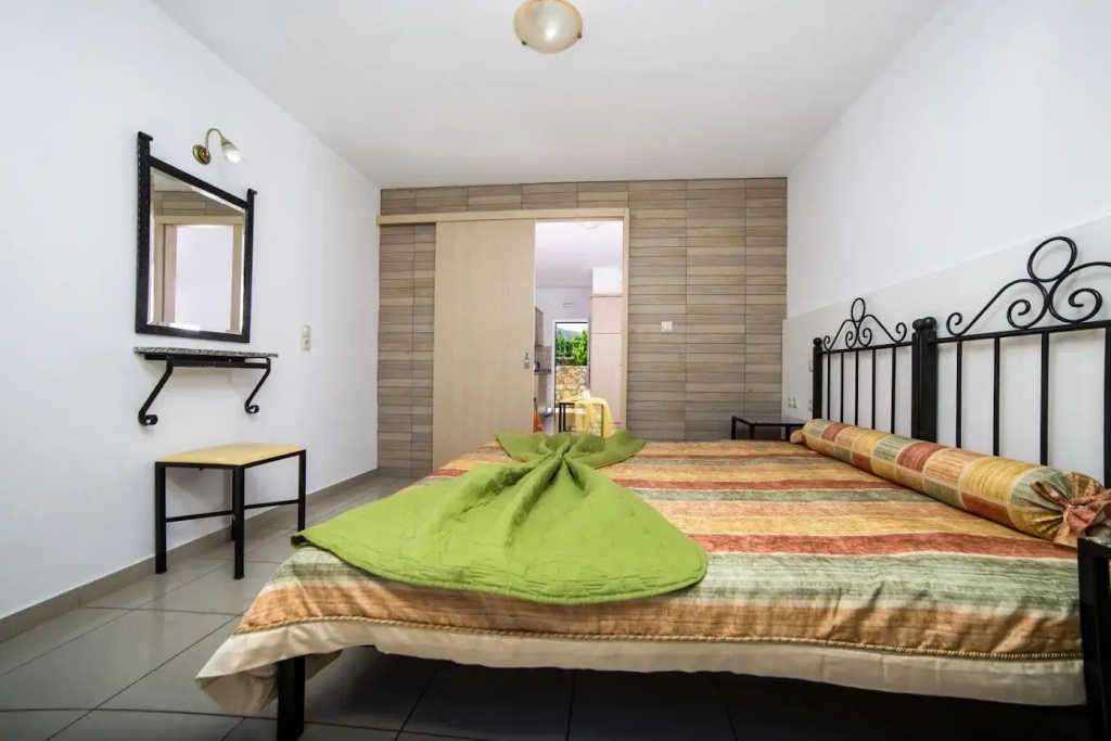 1 Bedroom Superior Quadruple Apartment