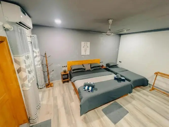 Deluxe Double room with balcony (full double bed)