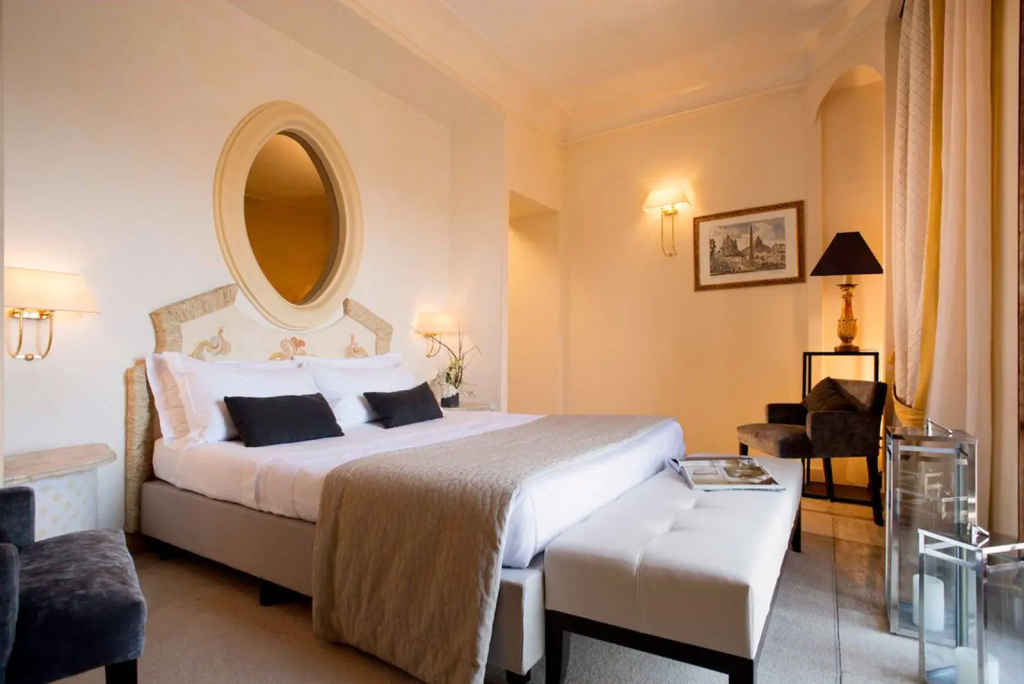 Roma Double Suite (full double bed)