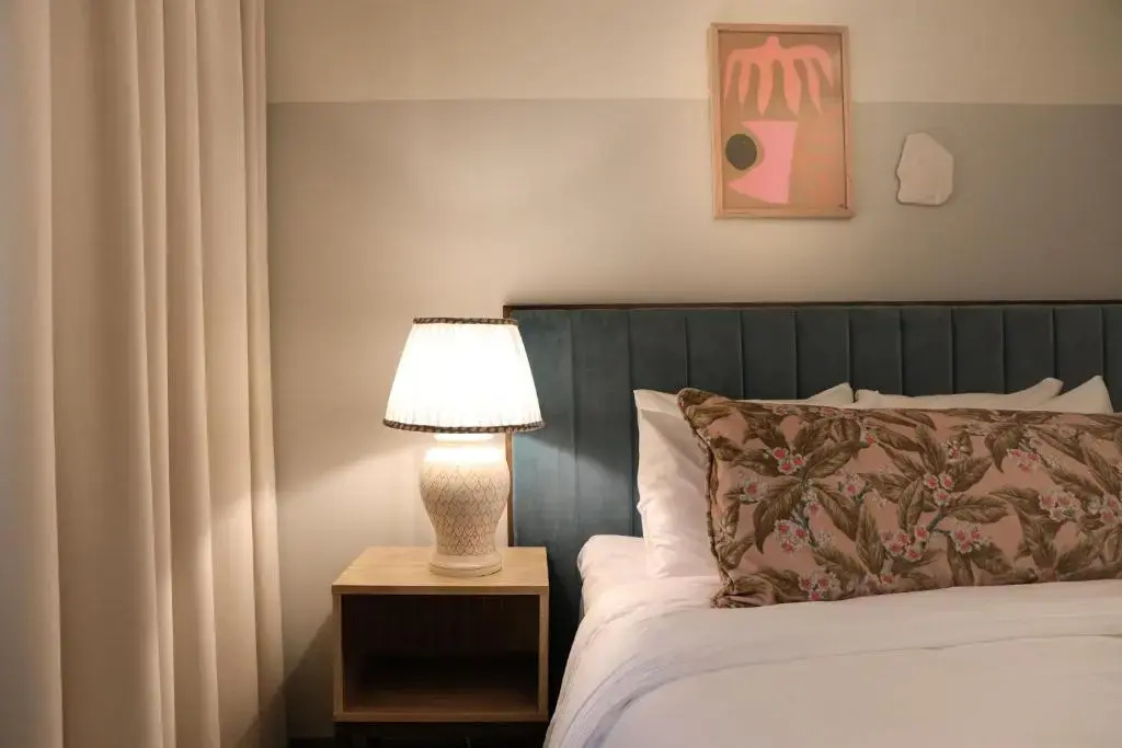 Moderate Single room