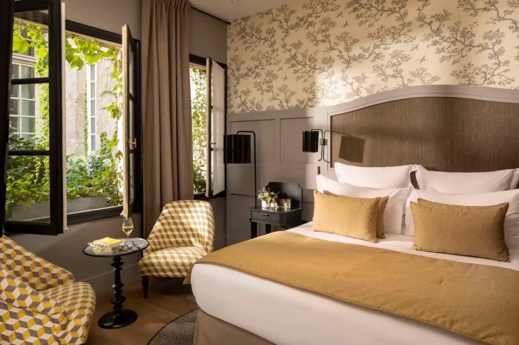 Hotel d'Aubusson 46